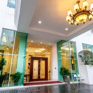 4* Hotel Wedgewood Residences